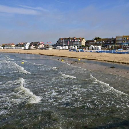 Appartement neuf - à 500m de la mer avec balcon Courseulles-sur-Mer Esterno foto