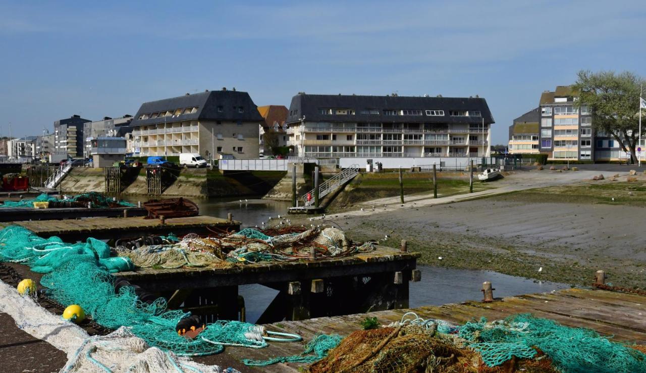 Appartement neuf - à 500m de la mer avec balcon Courseulles-sur-Mer Esterno foto